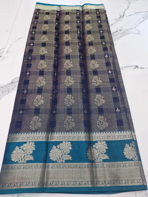 Navy_Blue_Silk_Zari_Woven_Kanjivaram_Saree_For_Women