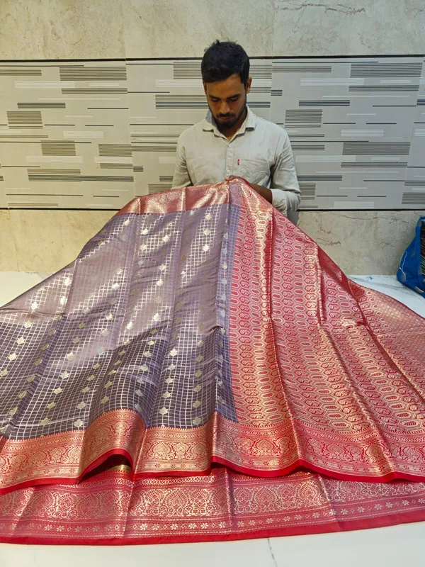 Purple_And_Red_Karishma_Silk_Woven_Saree_For_Women