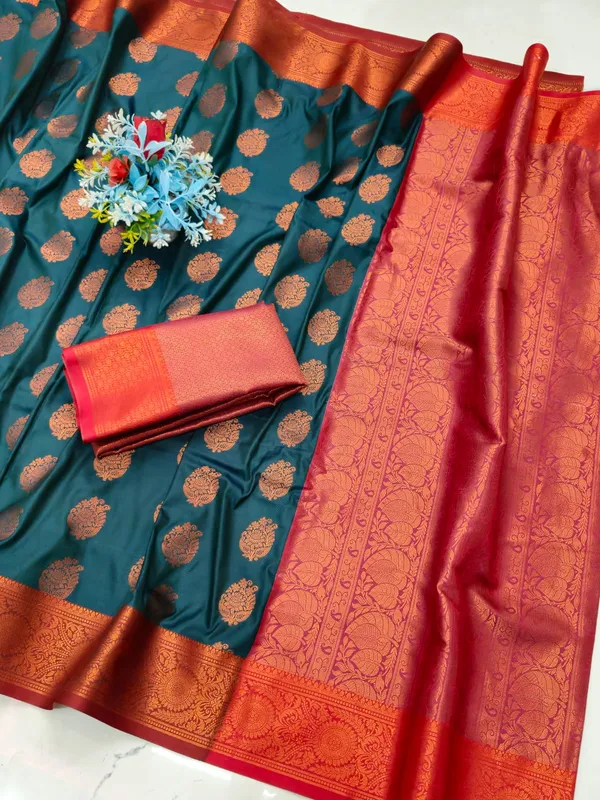 Bottal_Green_Soft_Silk_Zari_Woven_Kanjivaram_Style_Saree_For_Women