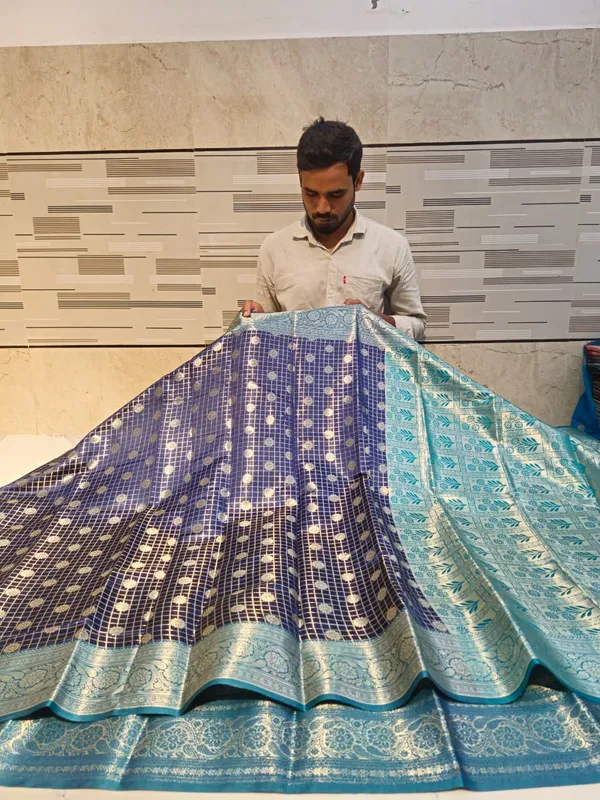 Blue_Karishma_Silk_Woven_Checked_Saree_For_Women