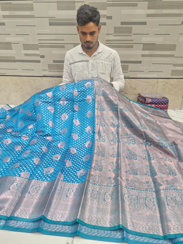 Blue_Karishma_Silk_Woven_Printed_Saree_For_Women