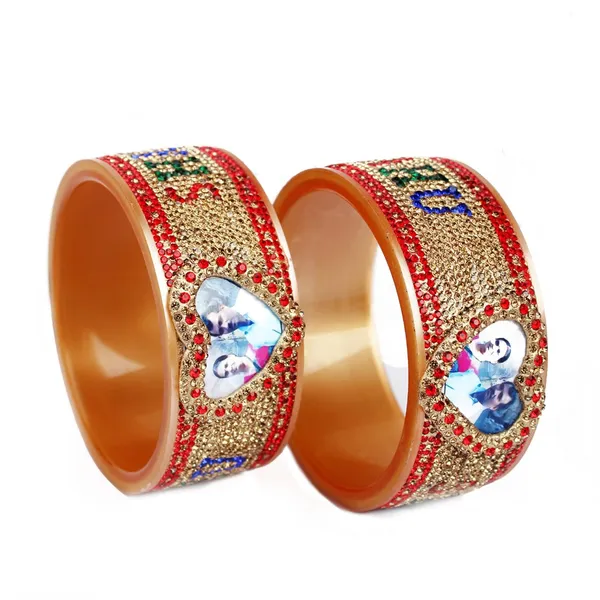 Diamond_Name_Photo_Kangan_Set_For_Women