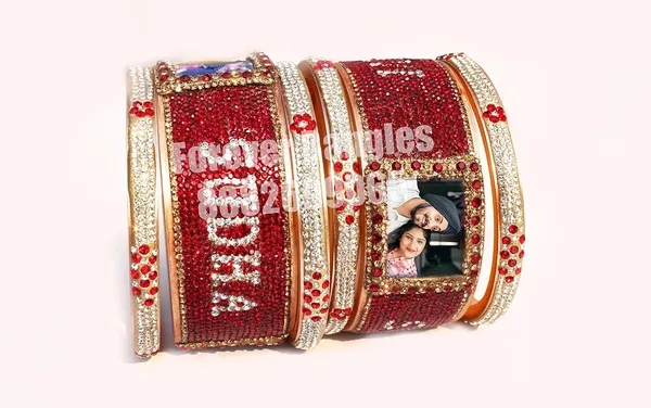 Acrylic_Name_And_Photo_Kangan_Set_For_Women