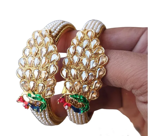 Pearl_Antique_Gold_Plated_Peacock_Design_Bangle