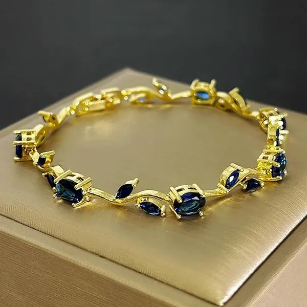 Gold_Plated_Floral_Tulip_Bracelet