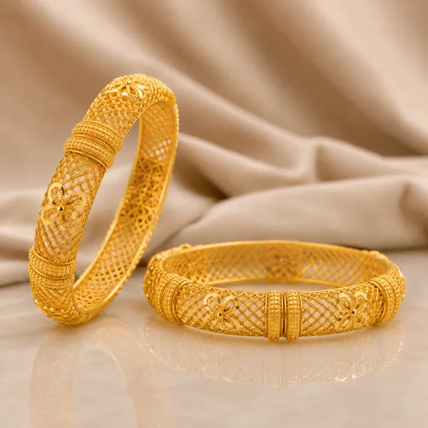 Traditional_Floral_Lattice_Gold-Tone_Bangles_for_Women_|_Intricate_Filigree_&_Beaded_Design_|_Elegant_Ethnic_Jewellery_for_Wedding,_Party_&_Festive_Wear