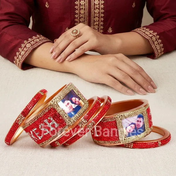 Womens_Name_And_Photo_Kangan_Set