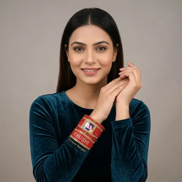 Womens_Name_And_Photo_Kangan_Set
