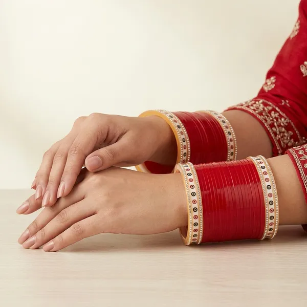 Punjabi_Bridal_Chura_Bangle_Set