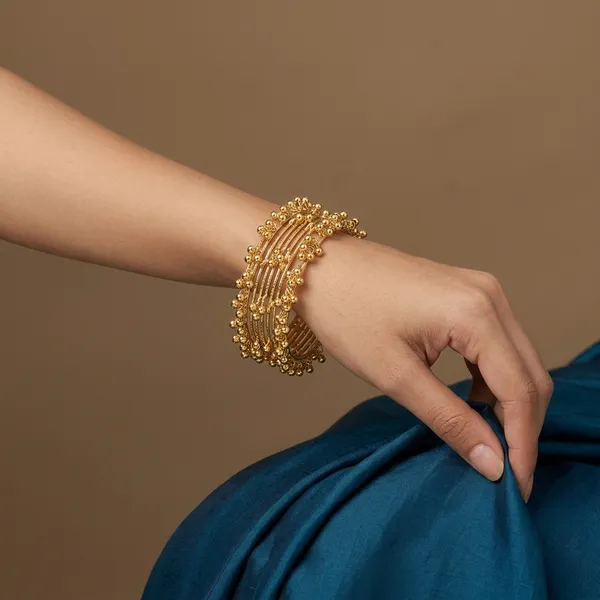 Kashmiri_Gold_Plated_Ghungroo_Bangles_Set_-_Pack_Of_2