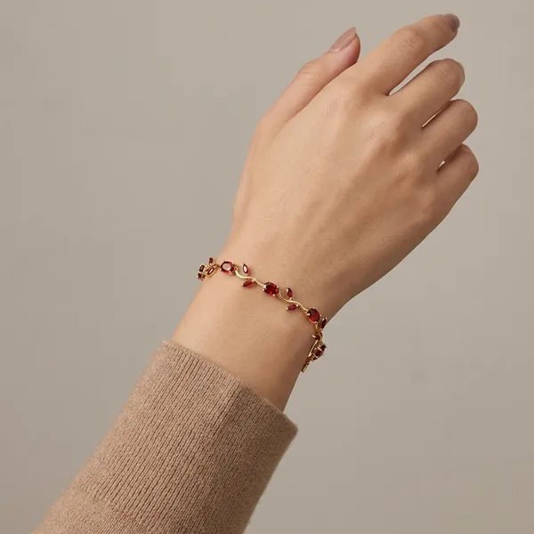 Gold_Plated_Floral_Tulip_Bracelet