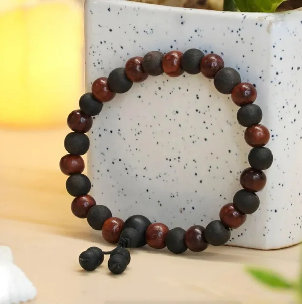 Sandalwood_Karungali_Bracelet_Dual_Energy_Healing_Band