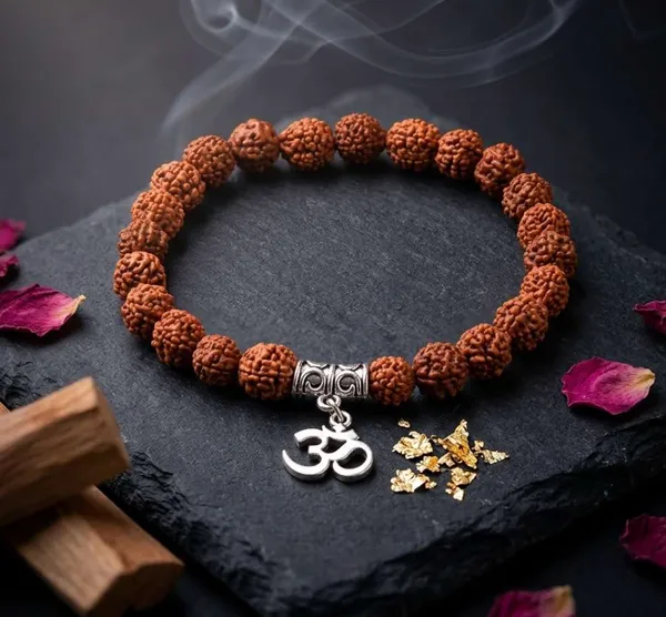 5_Mukhi_Rudraksh_Bracelet_With_Om