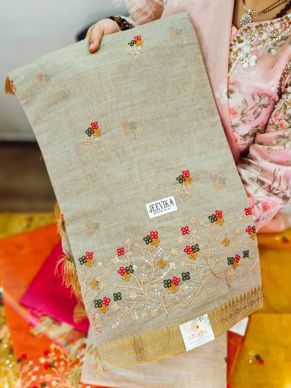 Beige_South_Cotton_Embroidery_Work_Saree_For_Women