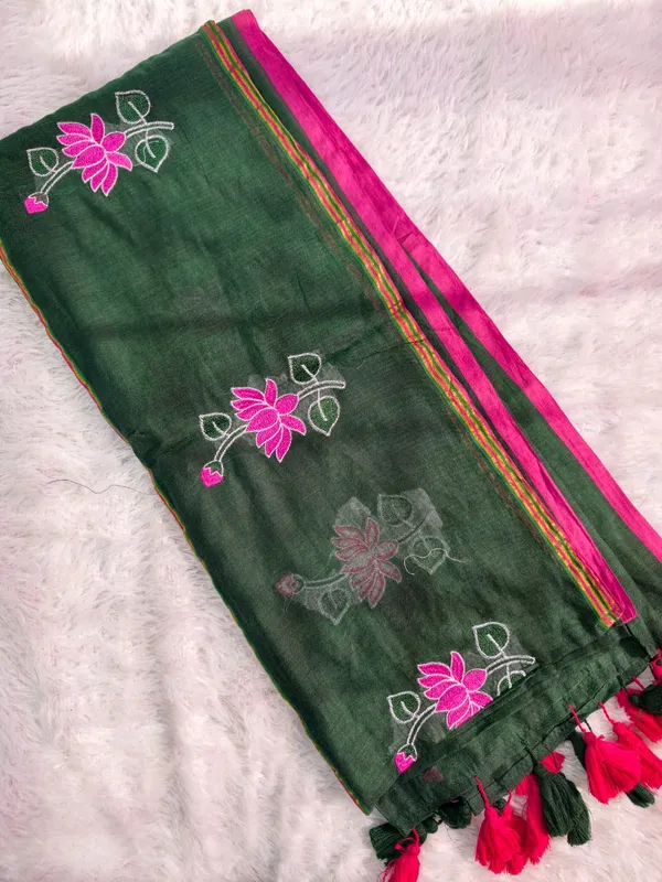 Bottle_Green_Mul_Cotton_Lotus_Embroidery_Saree_For_Women