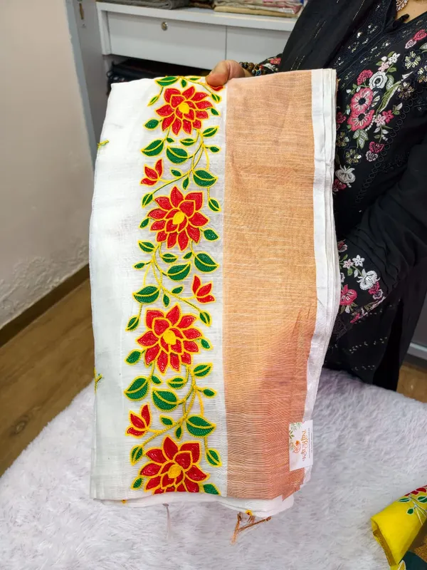 White_Handloom_Slab_Cotton_Embroidery_Saree_For_Women