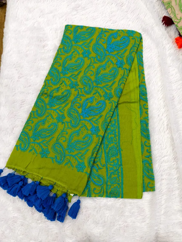 Parrot_Green_Mul_Cotton_Chikankari_Saree_For_Women
