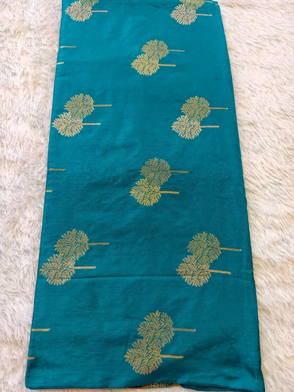Rama_Dola_Silk_Golden_Zari_Motifs_Saree_For_Women