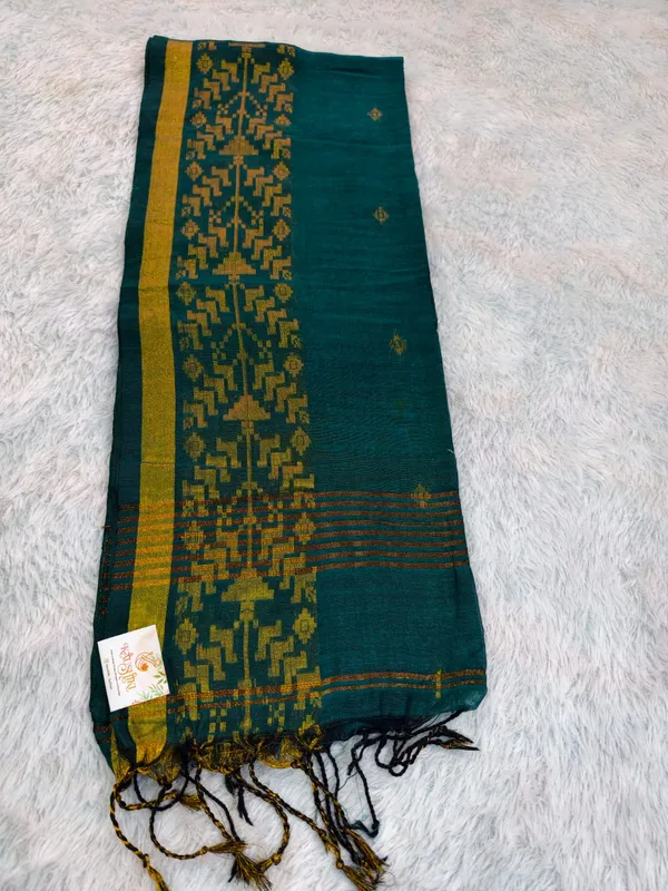 Rama_Handloom_Soft_Cotton_Golden_Nakshi_Border_Saree_For_Women