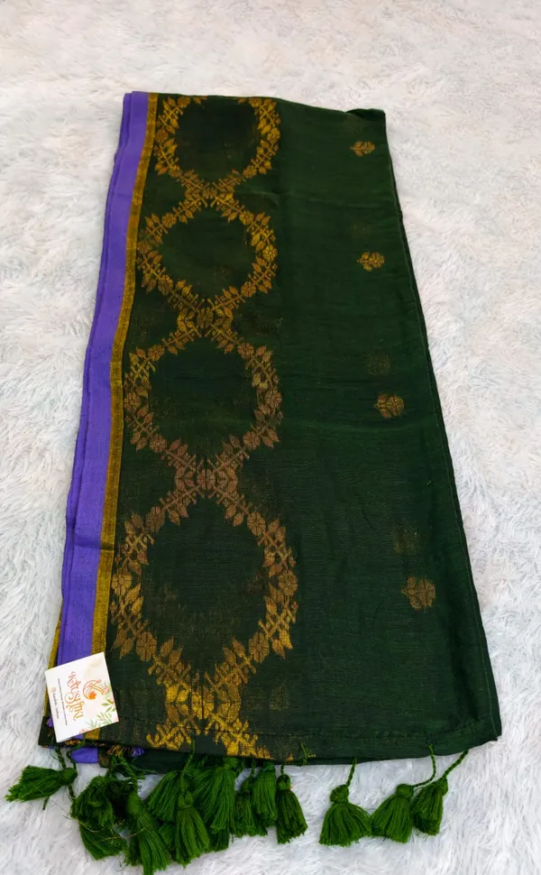 Bottle_Green_Handloom_Soft_Cotton_Golden_Border_Saree_For_Women