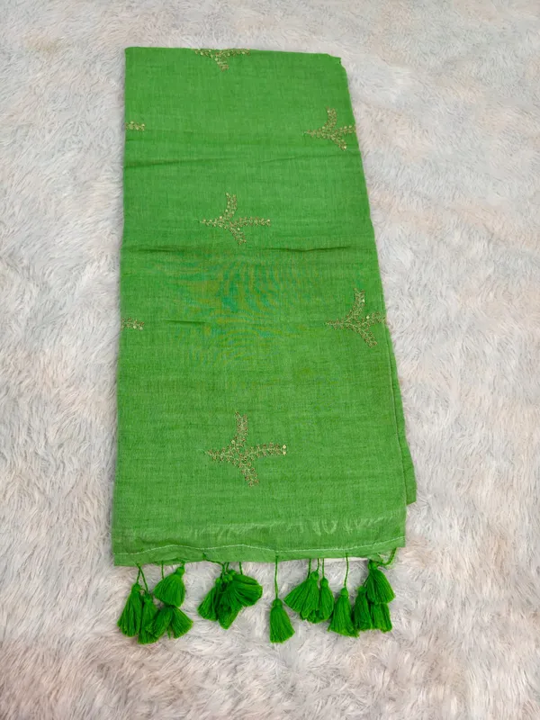 Pista_Green_Mul_Cotton_Sequin_Work_Saree_For_Women