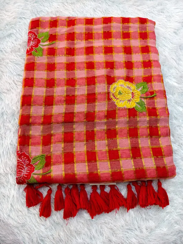 Red_Pure_Mul_Cotton_Check_Embroidery_Saree_For_Women