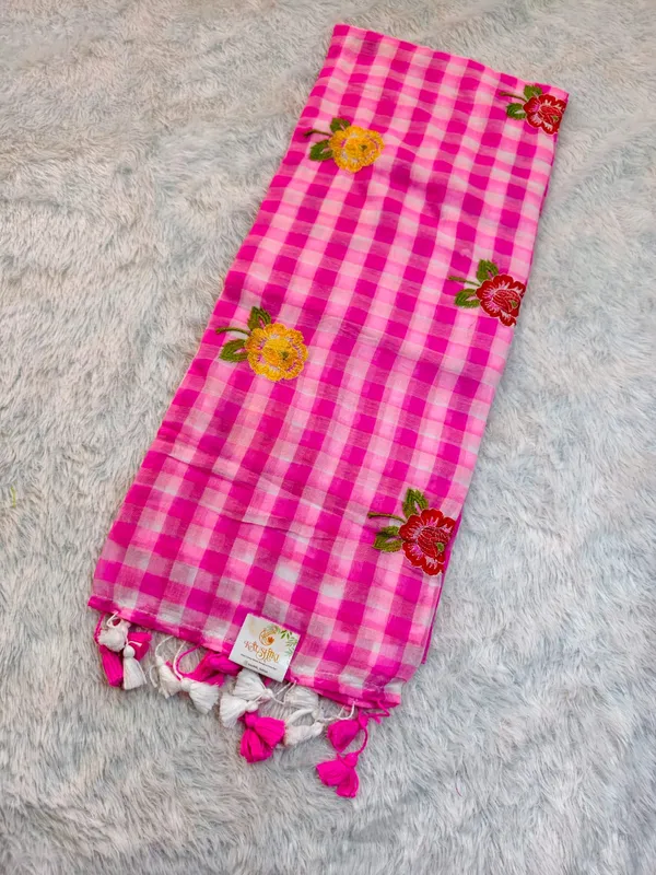 Pink_Pure_Mul_Cotton_Check_Embroidery_Saree_For_Women