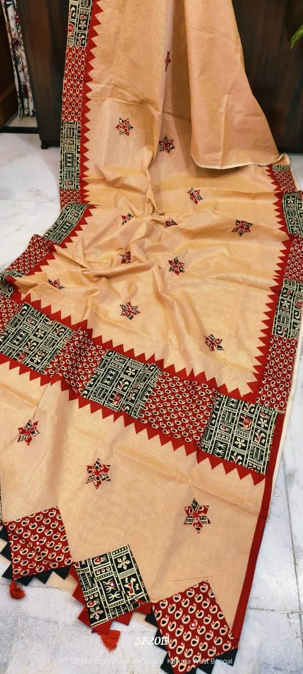 Chikoo_Pure_Cotton_Zari_Check_Ajrakh_Patchwork_Saree_For_Women