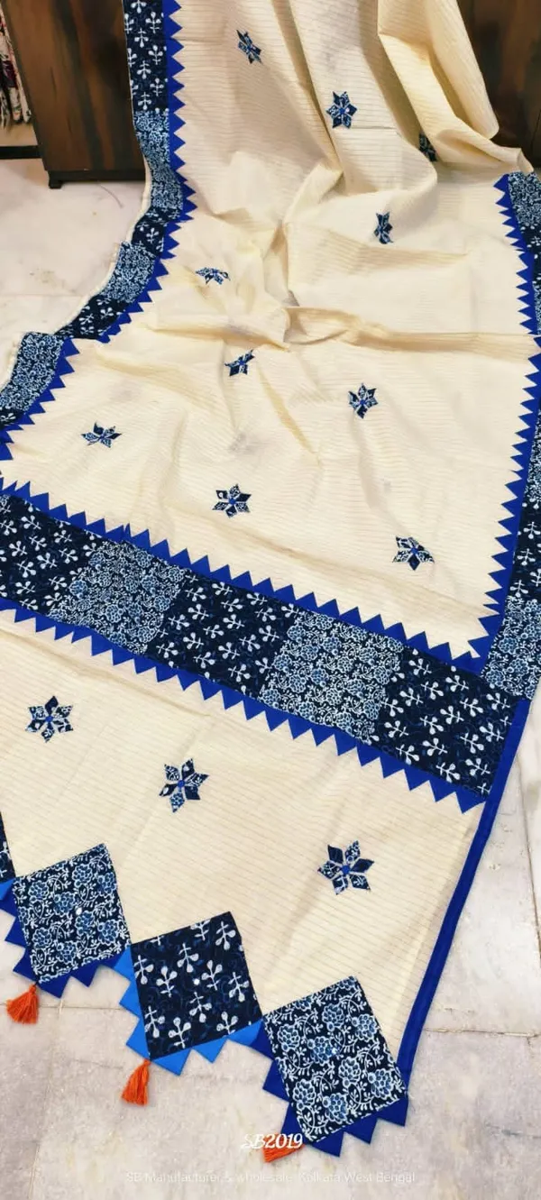 White_Pure_Cotton_Zari_Check_Ajrakh_Patchwork_Saree_For_Women