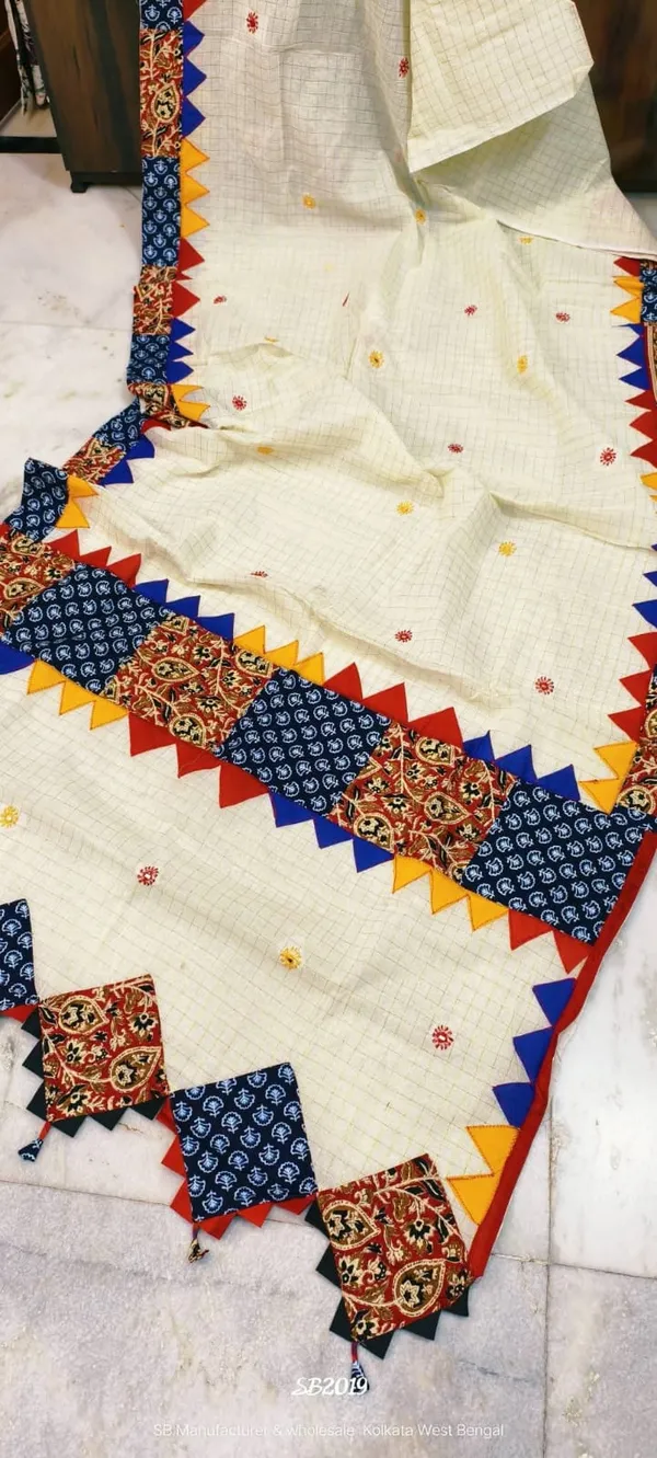 White_Pure_Cotton_Zari_Check_Ajrakh_Patchwork_Saree_For_Women