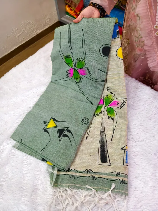 Green_Cream_Pure_Khadi_Cotton_Handloom_Hand_Painted_Saree_For_Women