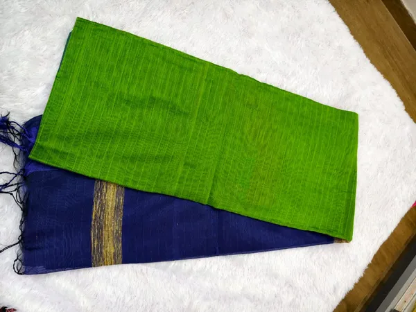 Green_Blue_Pure_Soft_Cotton_Handloom_Saree_For_Women