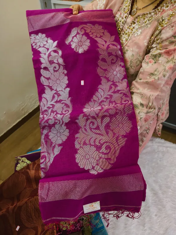 Wine_Pure_Cotton_Maheshwari_Silver_Zari_Saree_For_Women