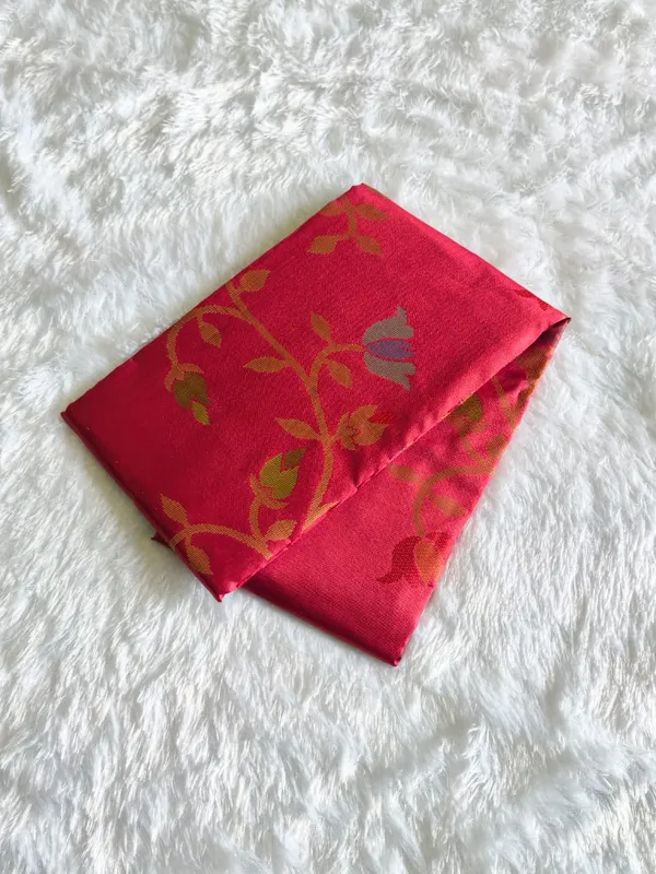 Magenta_Pure_Matka_Silk_Saree_For_Women
