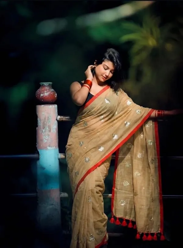 Chikoo_Pure_Mul_Cotton_Saree_For_Women