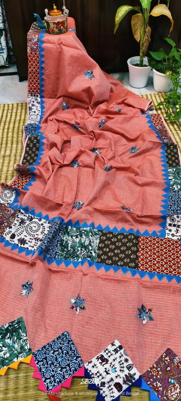 Peach_Pure_Cotton_Zari_Check_Applique_Saree_For_Women