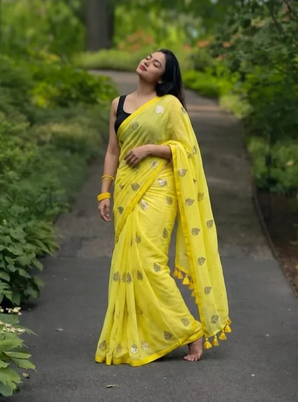 Lemon_Yellow_Pure_Mul_Cotton_Saree_For_Women