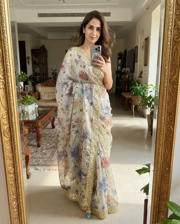 White_Crush_Tissue_Sequin_Work_Border_Saree_For_Women