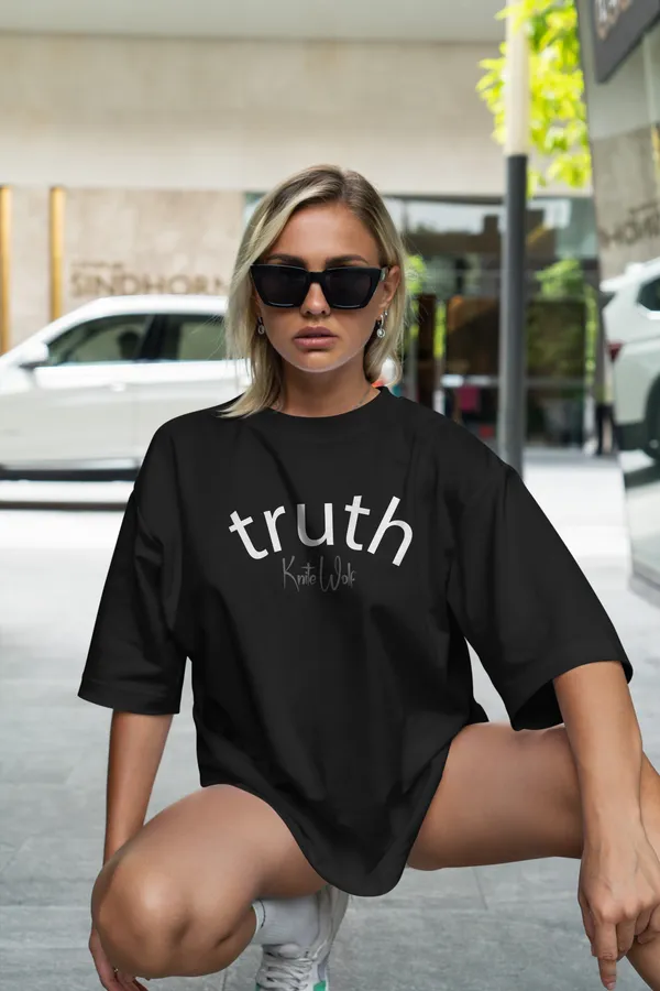 Truth_Oversize_Women_Oversized_T-Shirt