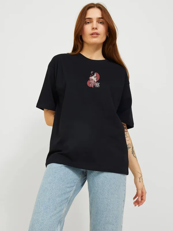 Blood_Moon_Anime_Women_Oversized_T-Shirt