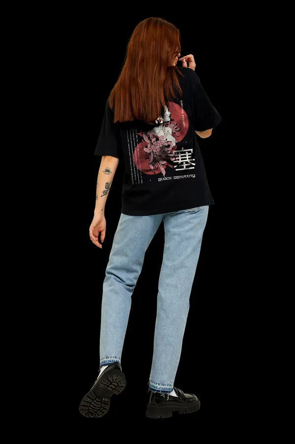 Blood_Moon_Anime_Women_Oversized_T-Shirt
