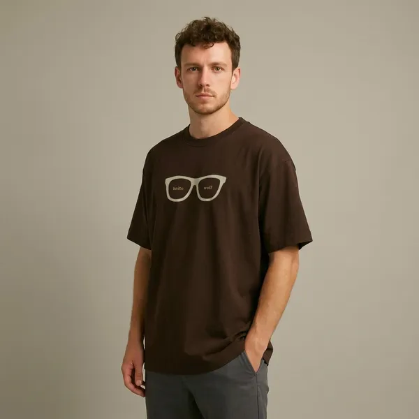 Never_Look_Back_Streetwear_Tee