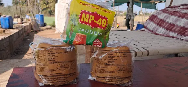 Jaggery_Natural_Sugarcane_Jaggery_Blocks