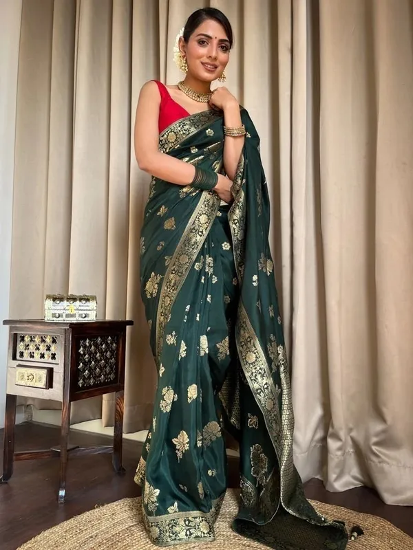 Oxin_Woven_Banarasi_Jacquard_Saree_(Green)