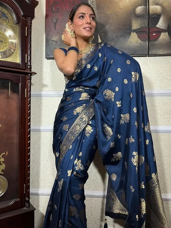 Oxin_Woven,_Embroidered_Banarasi_Jacquard_Saree_(Blue)