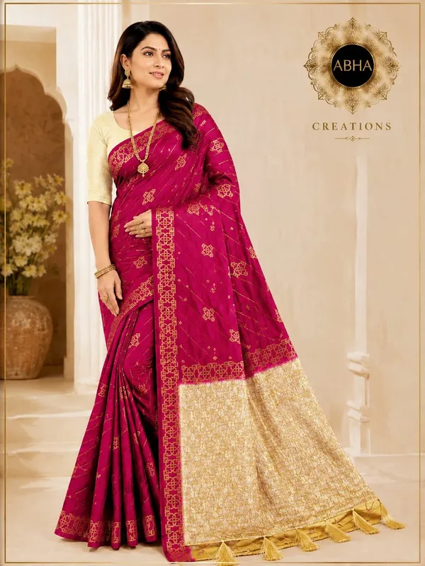 Magenta_Silk_Zari_Woven_Banarasi_Saree_For_Women