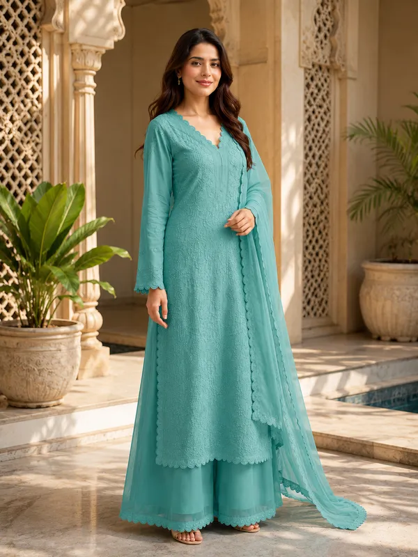 Turquoise_Georgette_Embroidered_Kurta_Set_With_Dupatta_For_Women
