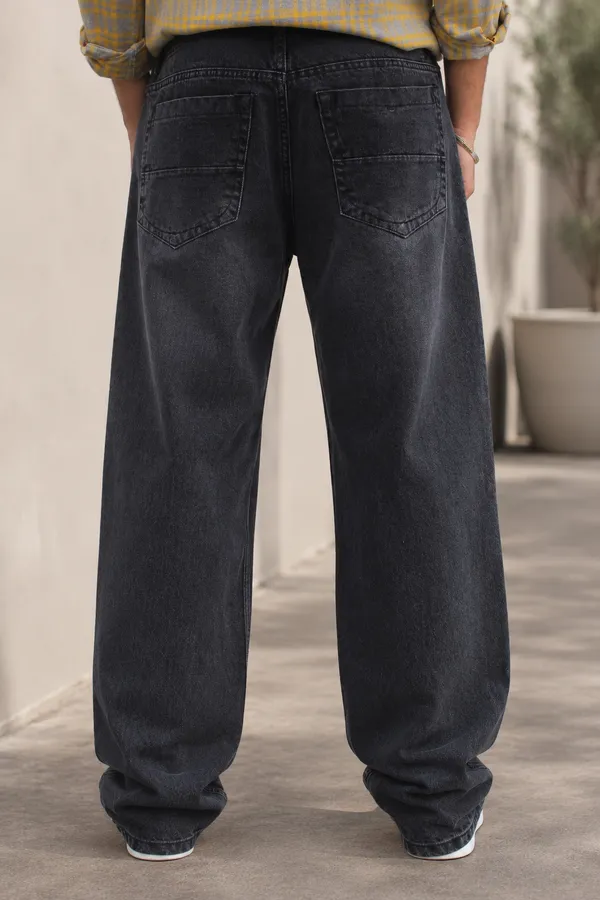 Charcoal_Grey_Cotton_Relaxed_Fit_Jeans_For_Men