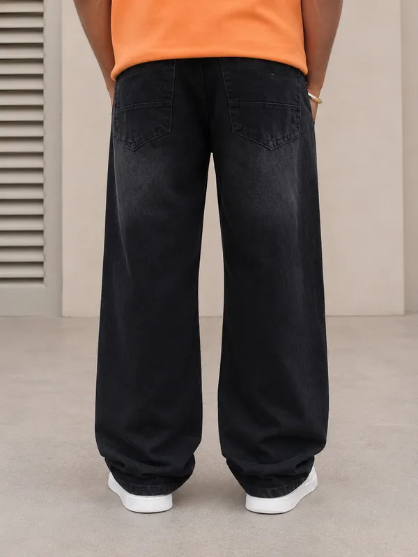 Black_Cotton_Regular_Fit_Jeans_For_Men