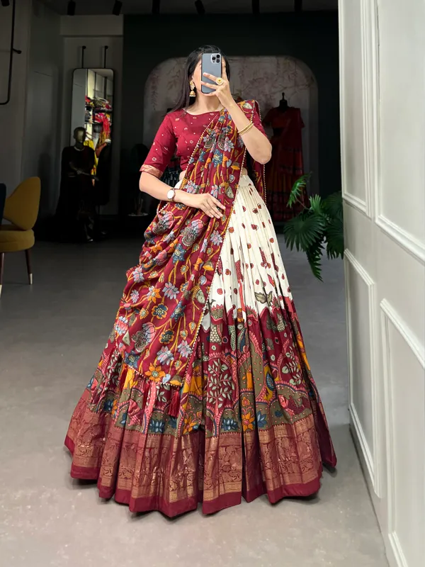 Designer_White_&_Cream_Floral_Printed_Lehenga_Choli_Set_with_Ethnic_Printed_Dupatta